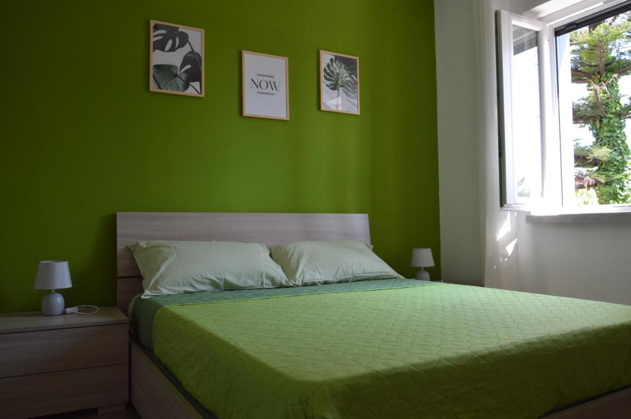 La Casa Di Barry Bed & Breakfast Pozzuoli Exterior photo